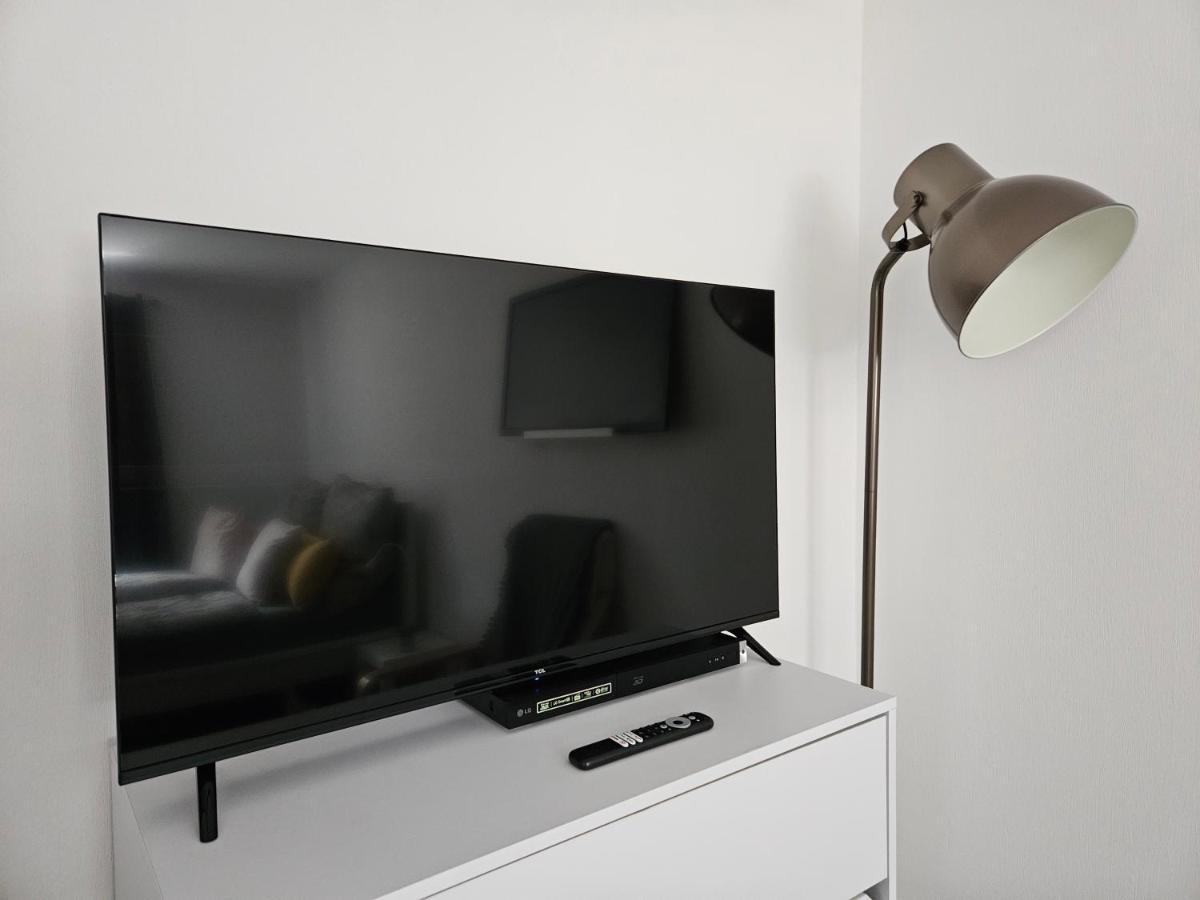 Gemuetliche Wohnung In Ruhigem Wohngebiet アシャッフェンブルク エクステリア 写真